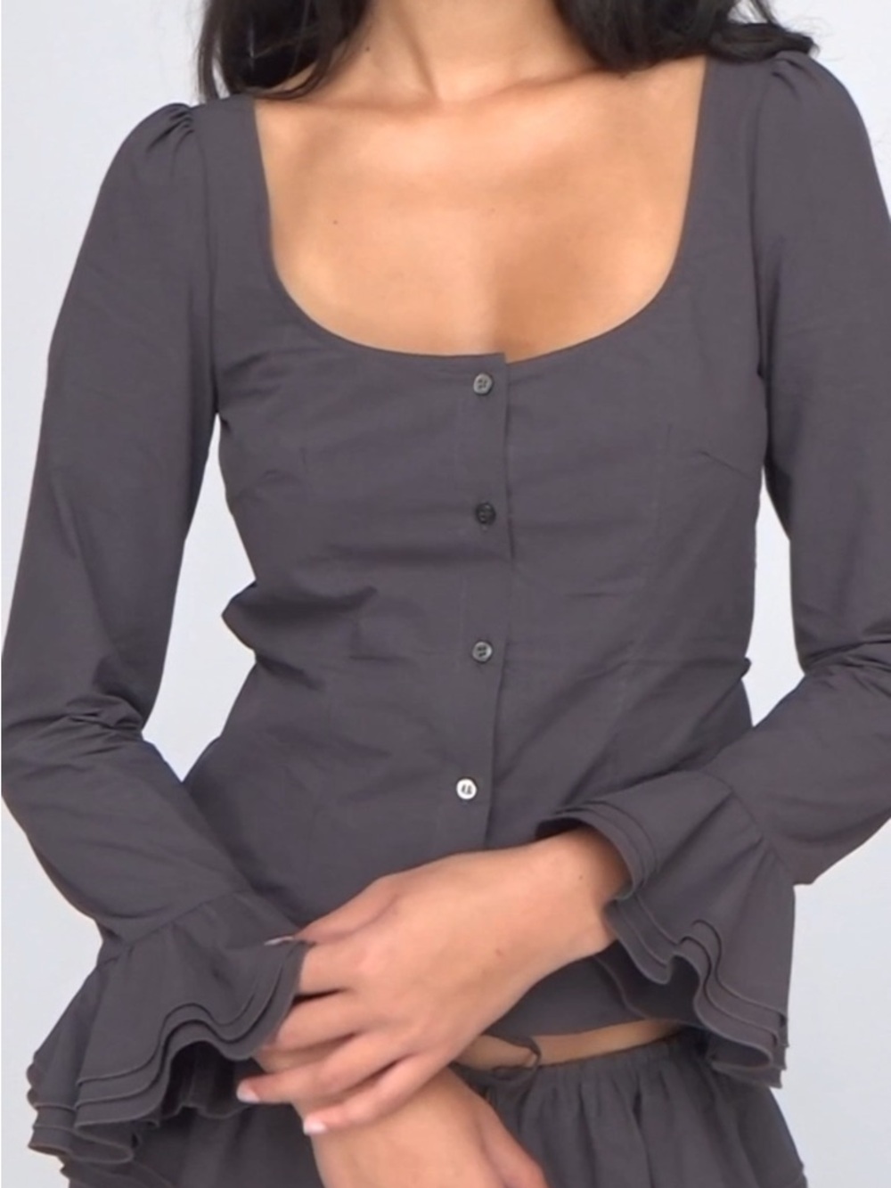 My mum made it bellcuff blouse size 8